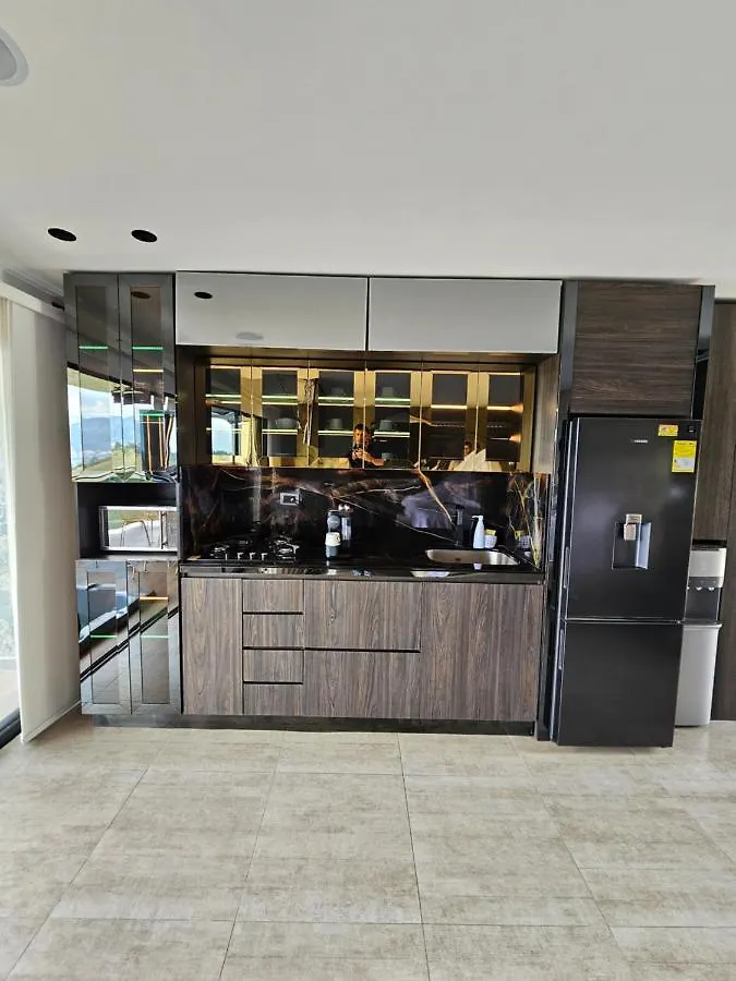 Nyaraló La Casa En El Aire Villa Medellín